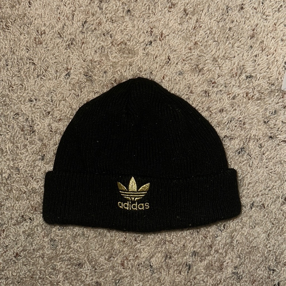 Adidas beanie